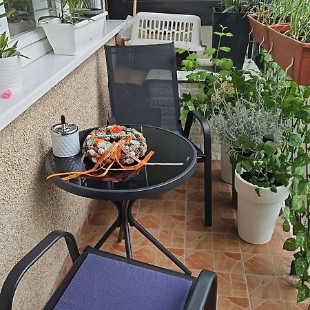 Derkovits Appartman Szombathely Dış mekan fotoğraf