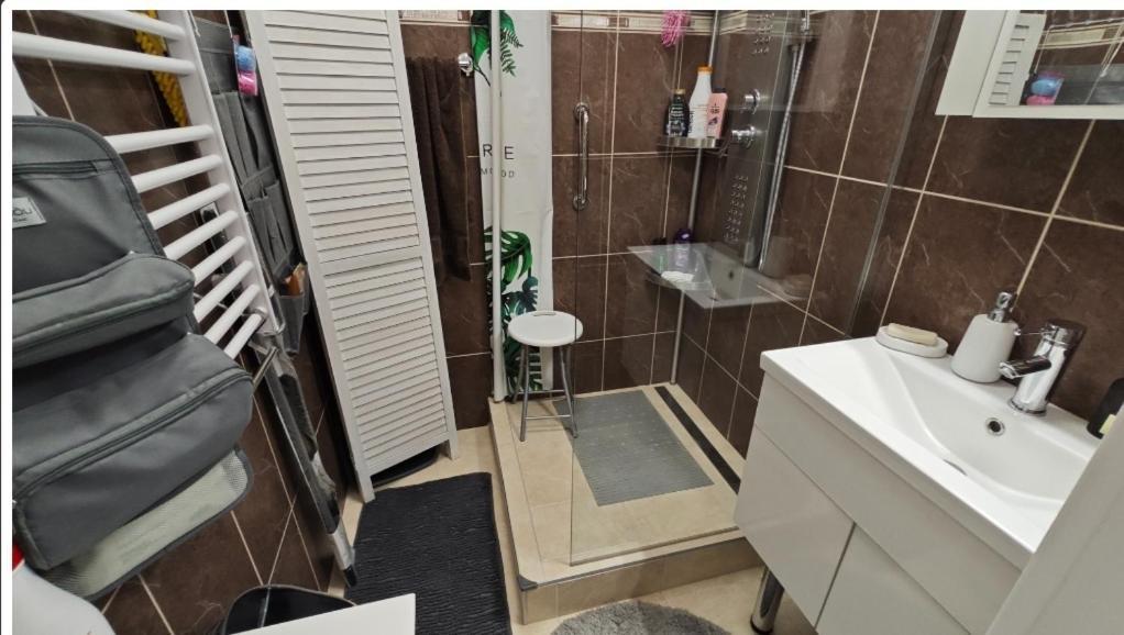Derkovits Appartman Szombathely Dış mekan fotoğraf